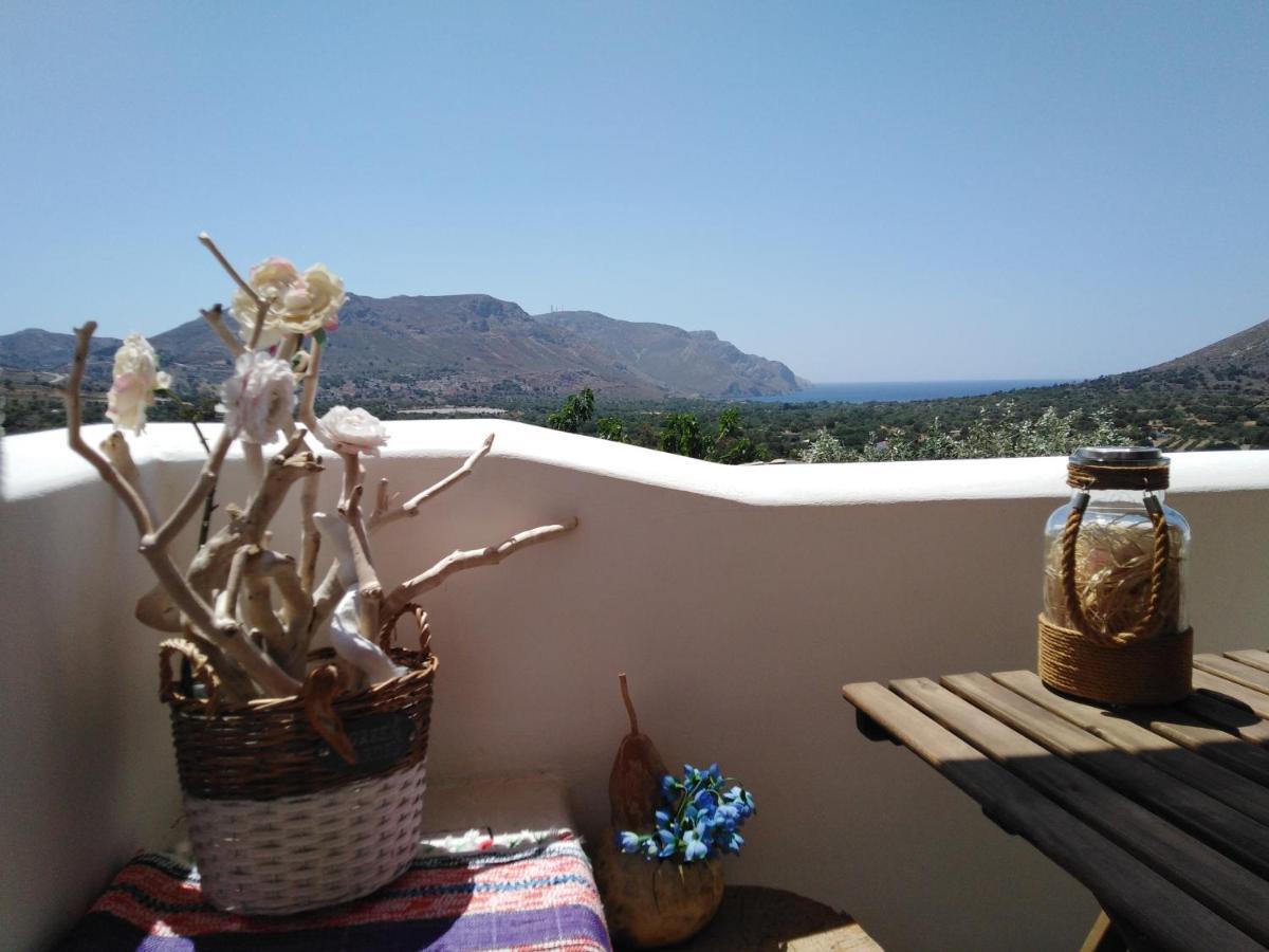 Tilos Island House Megálon Choríon Exterior foto